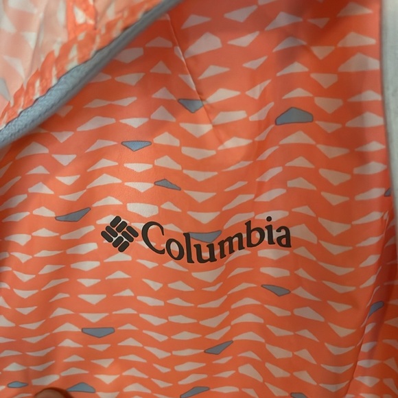 Columbia windbreaker jacket - Picture 2 of 9